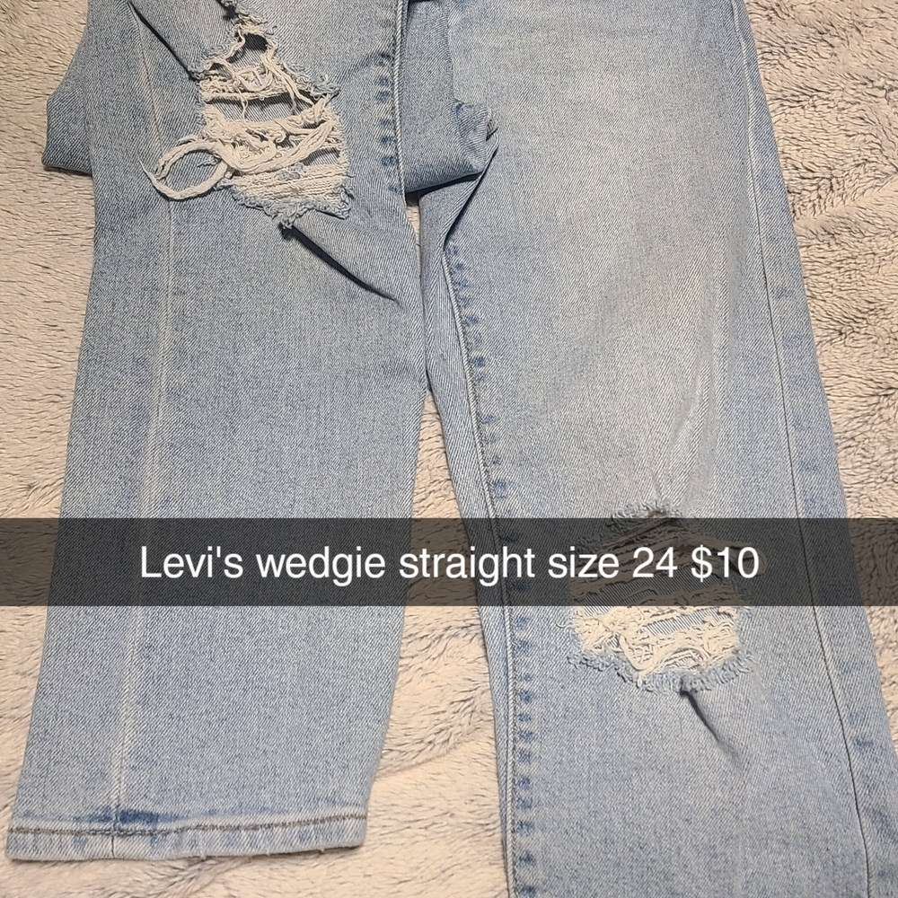 Levi's Women's Light Blue Wedgie Straight Jeans